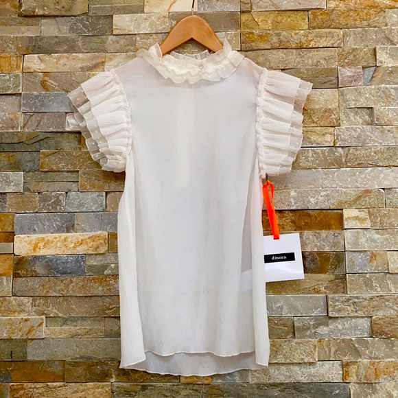 Dimora Ruffled Top - Picture 1 of 8